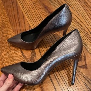 BCBGeneration Gunmetal Metallic Gray/Brown Pointed dressy heels 11